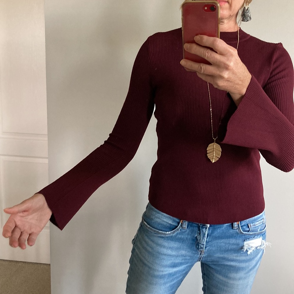 Wine Color Flare Sleeve Ribbed Knit Top - Picture 7 of 11